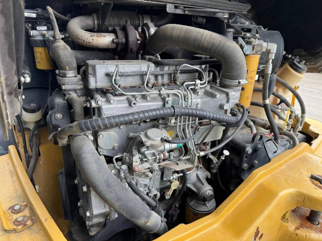 CAT 907H