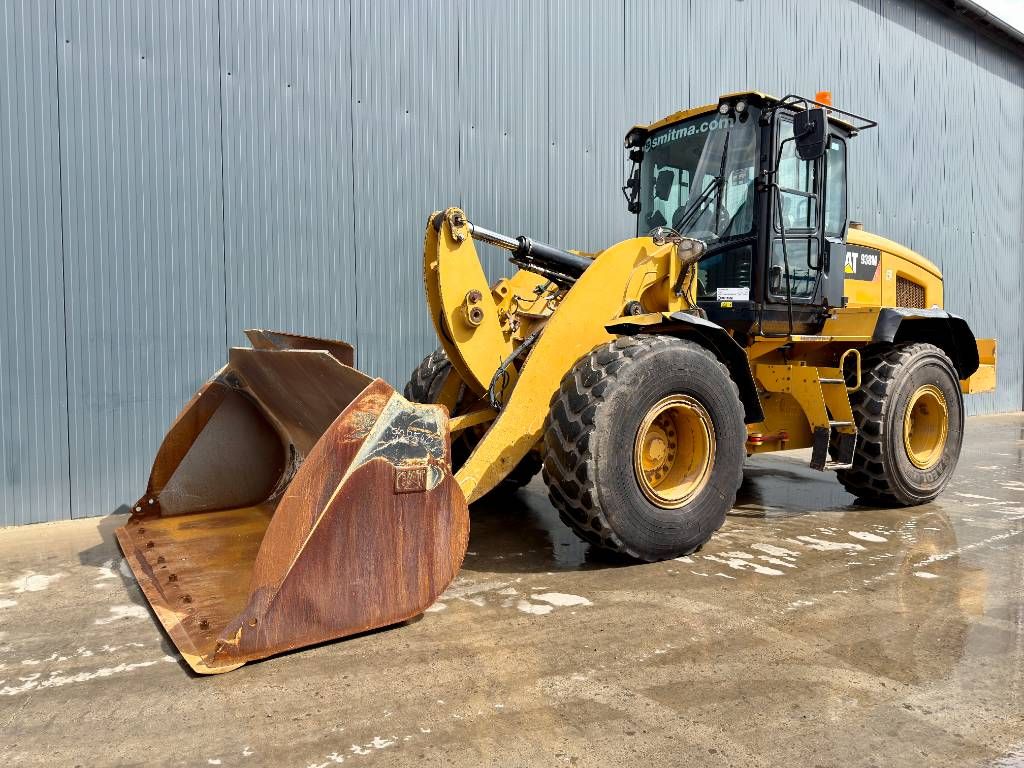 CAT 938M