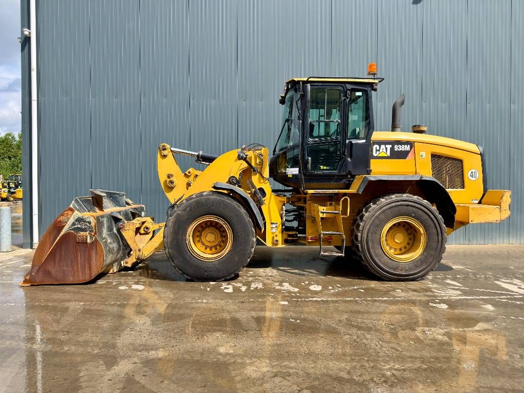 CAT 938M