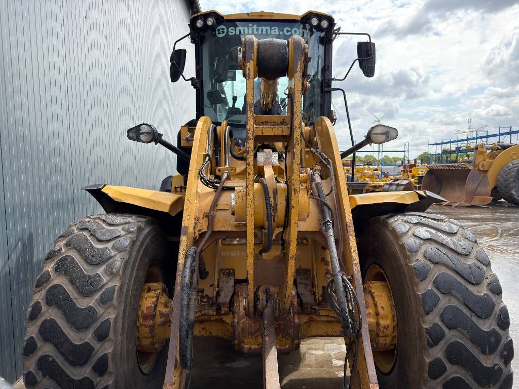 CAT 938M