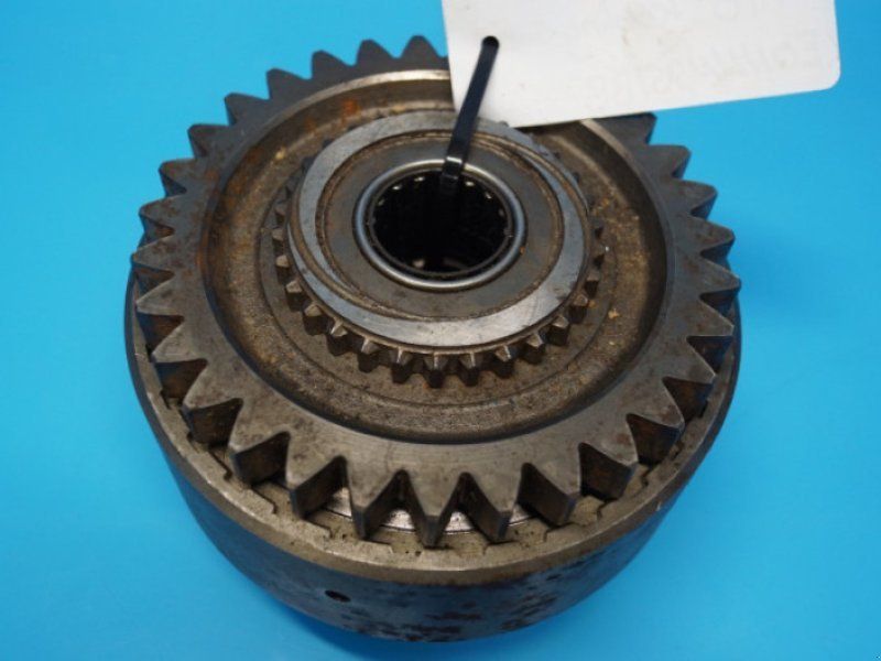 Ford 8210