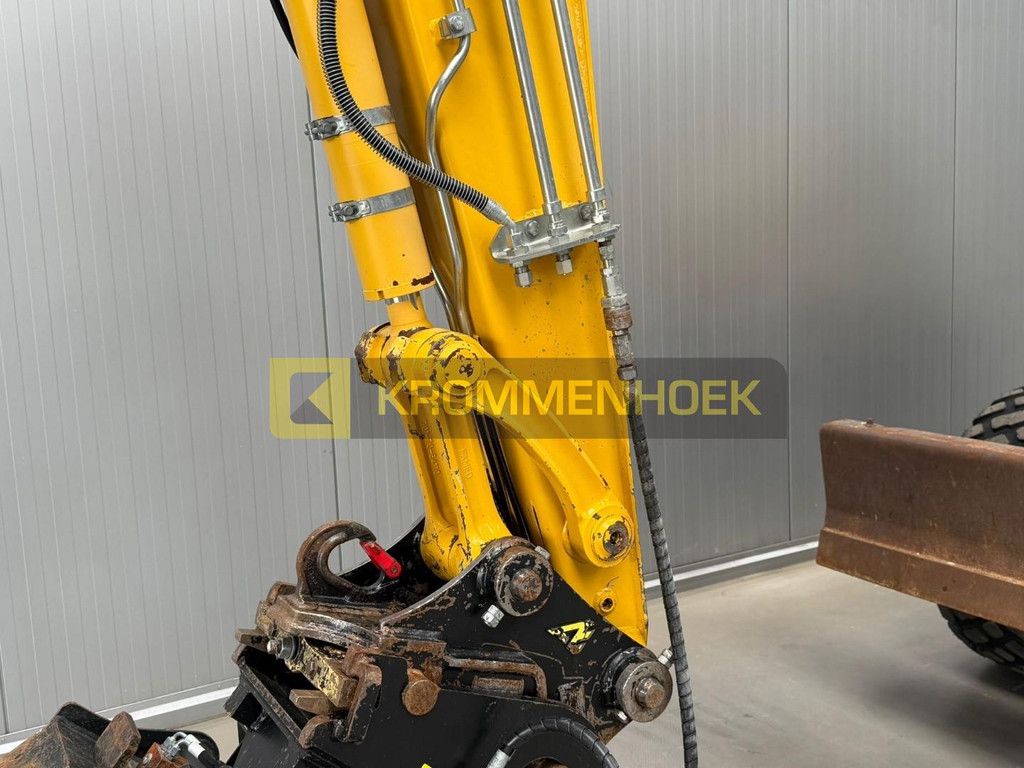 Komatsu PW 98 MR-10 KH9632
