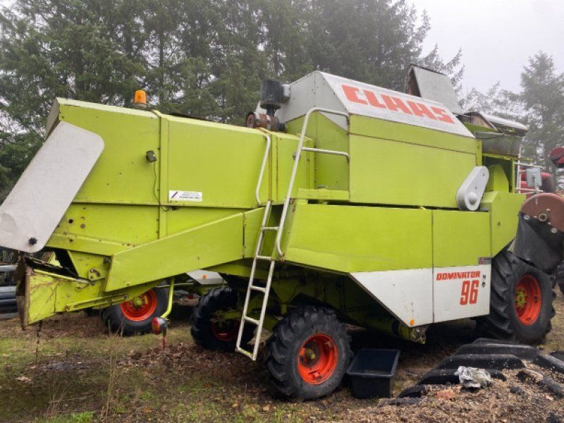 Claas Dominator 96