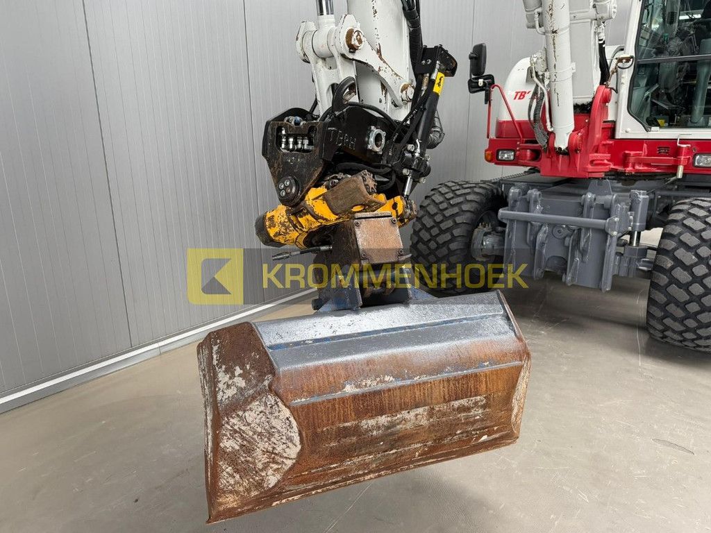 Takeuchi TB 295 W Engcon Tilt Rotator KH9585