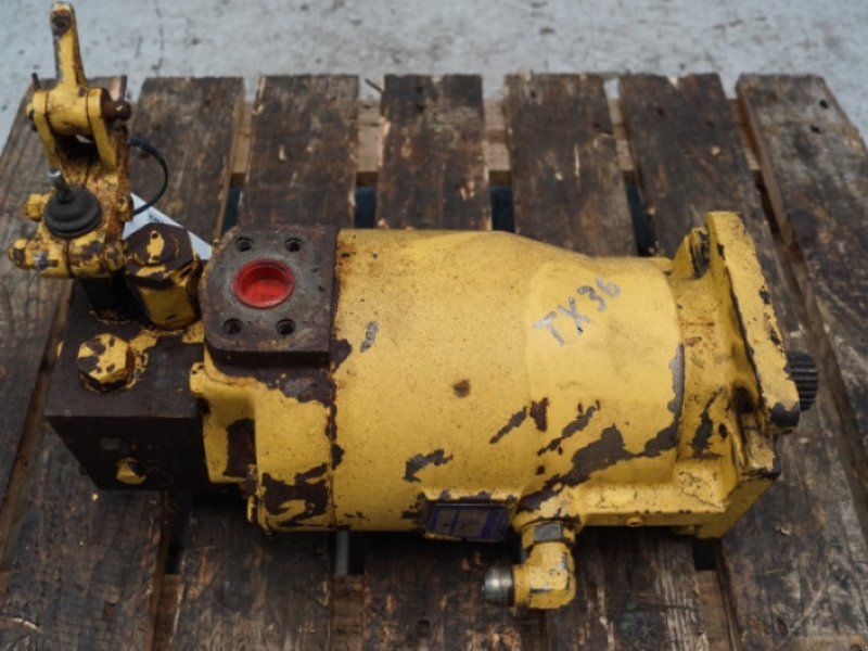 New Holland TX36