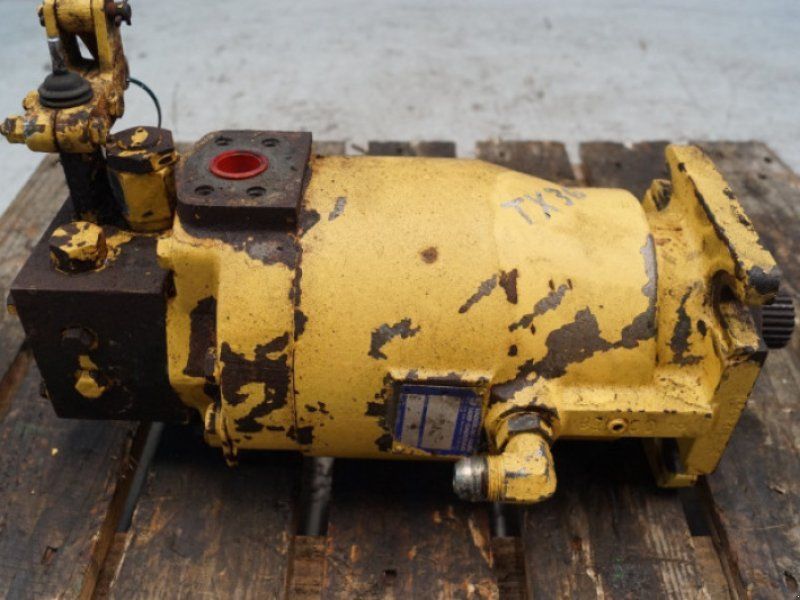 New Holland TX36