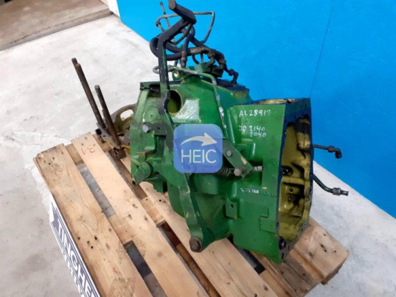 John Deere 2040