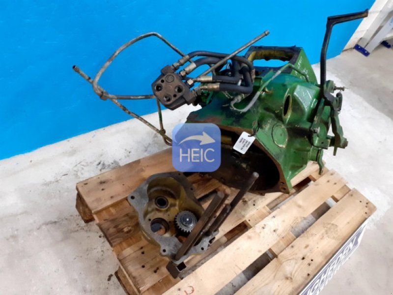 John Deere 2040