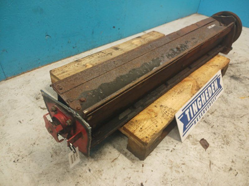 Case CF80