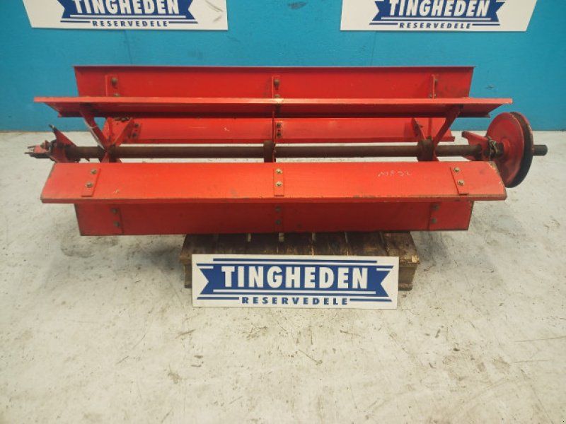 Massey Ferguson 32