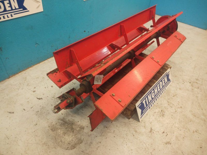 Massey Ferguson 32