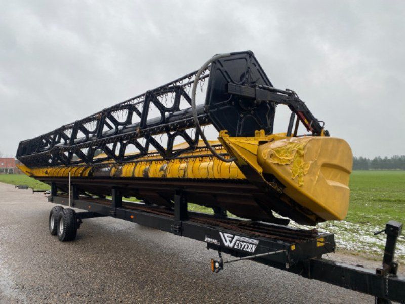 New Holland 35