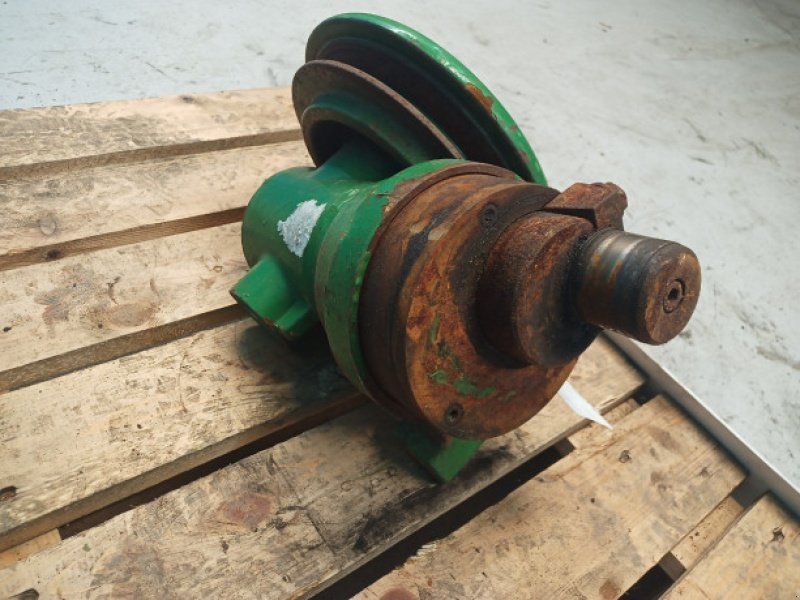 John Deere 630R