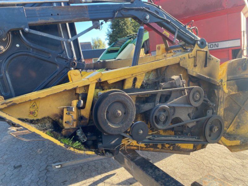 New Holland 35