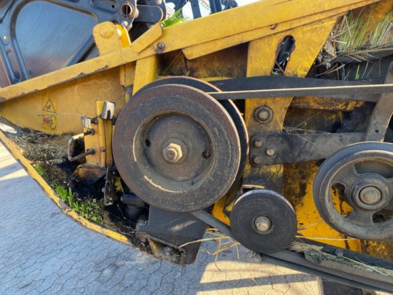 New Holland 35