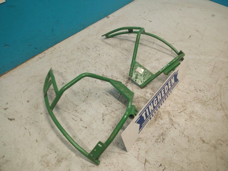 John Deere 3040