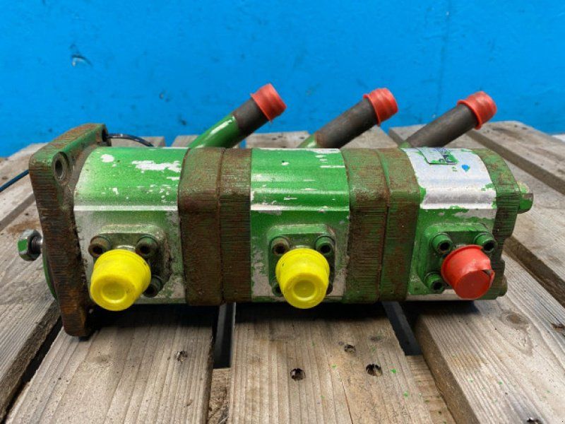 John Deere 1170