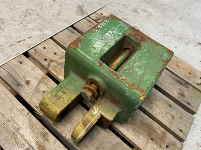 John Deere 3040