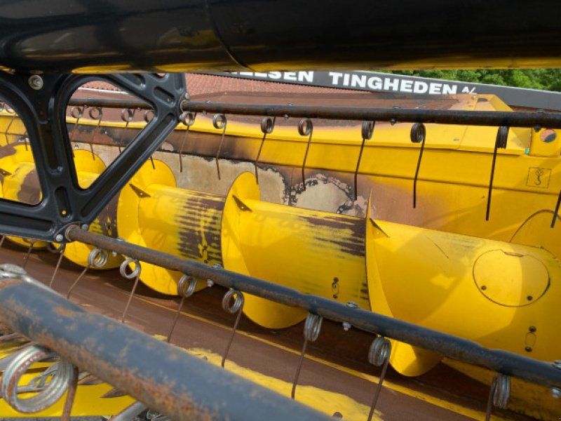 New Holland 35