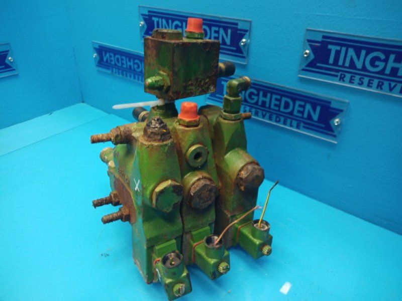 John Deere 1177