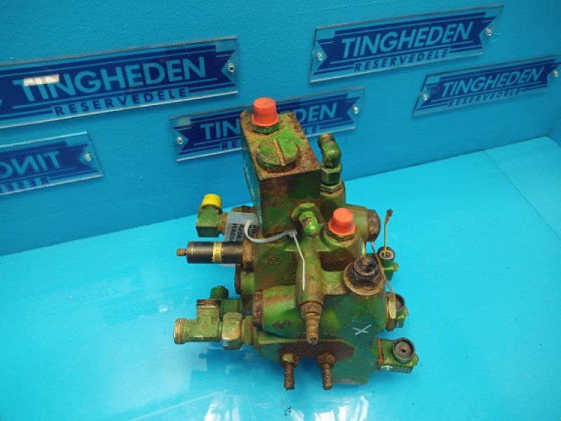 John Deere 1177