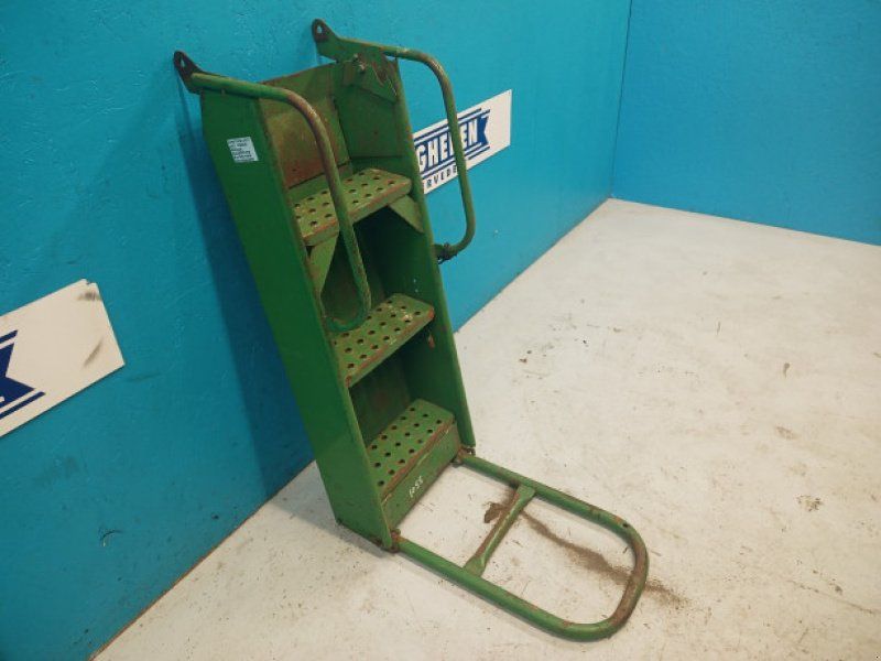 John Deere 1085