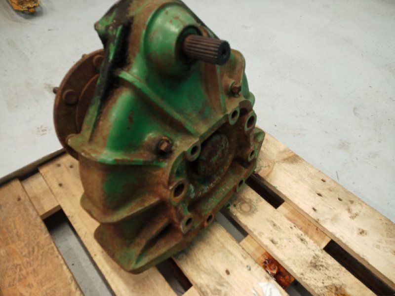 John Deere 965