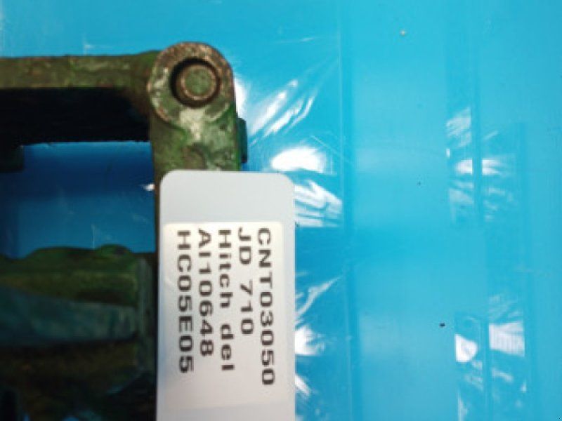 John Deere 710