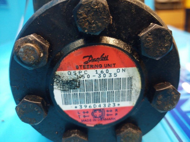 John Deere 2054