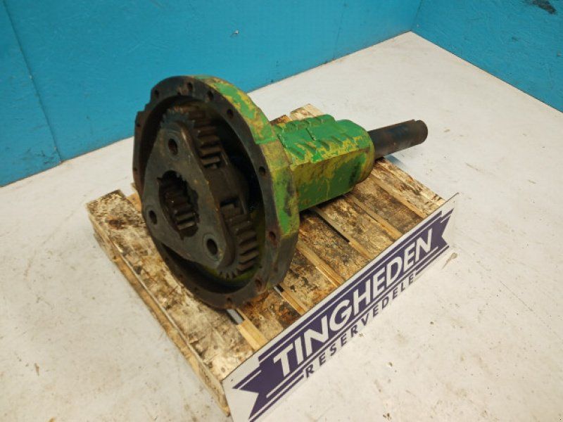 John Deere 4040