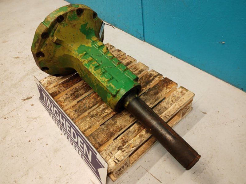 John Deere 4040
