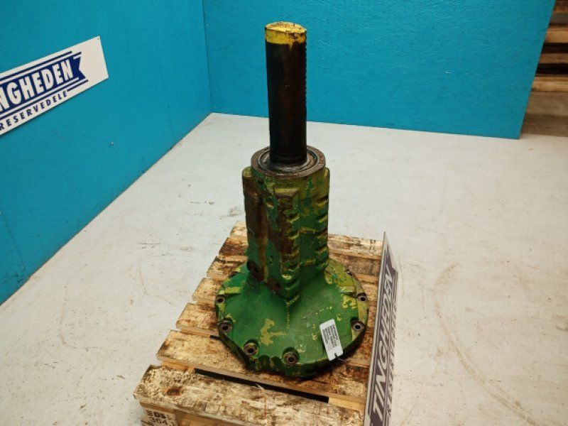 John Deere 4040