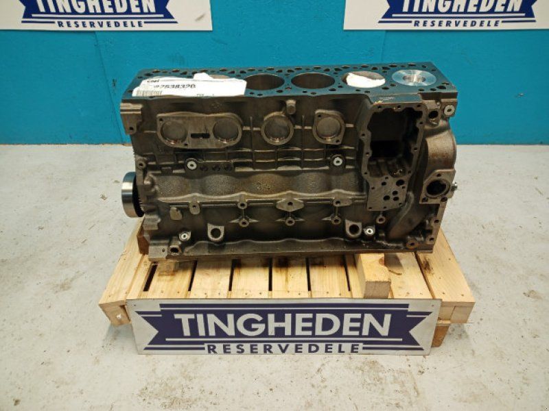 Iveco F4GE0684H D650