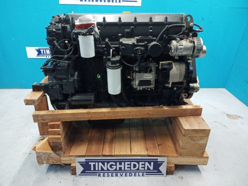 Iveco F3AE0684P E904