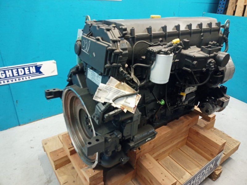 Iveco F3AE0684P E905