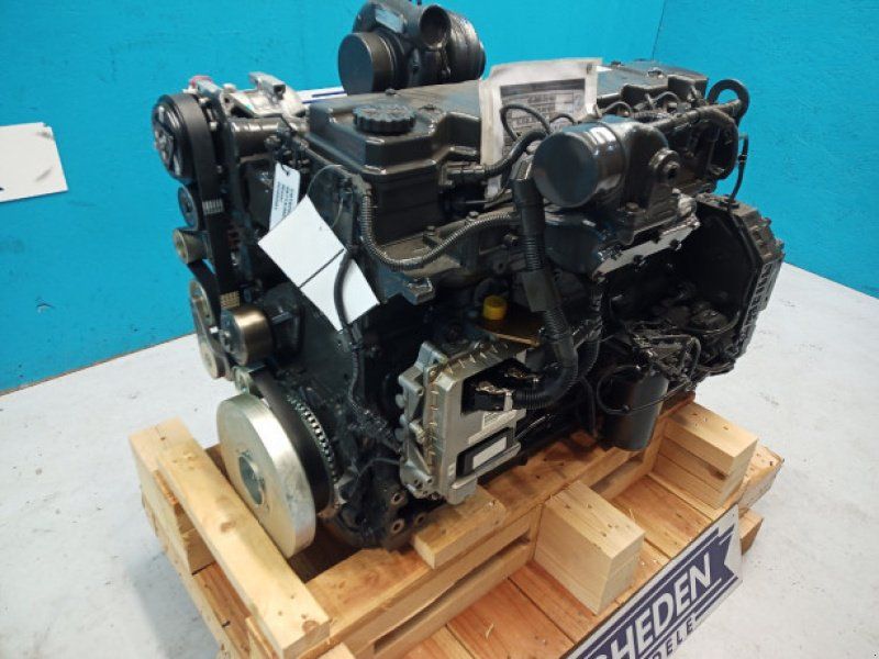 Iveco F4HE9684J J100