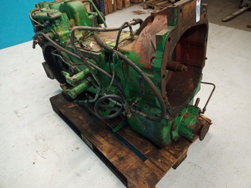 John Deere 4040
