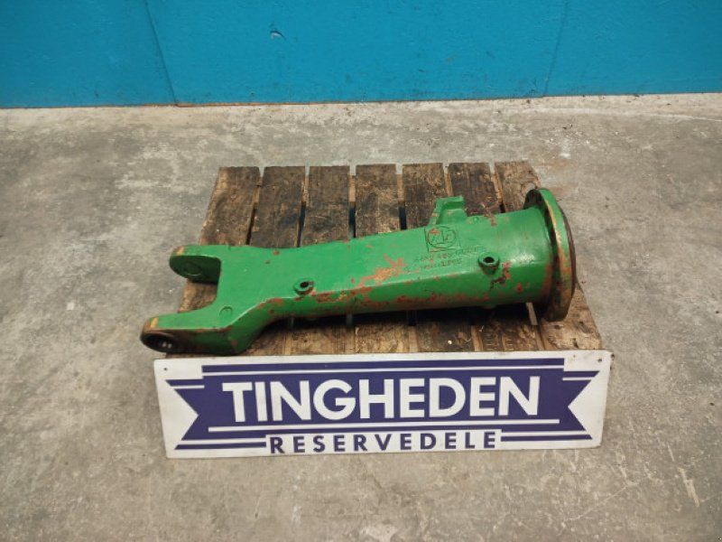 John Deere 3040