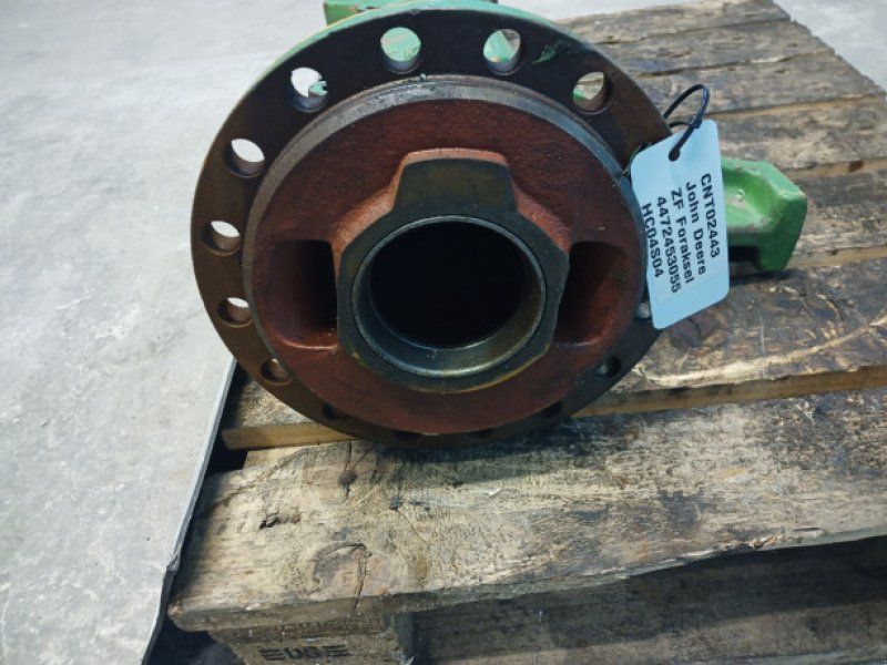 John Deere 3040