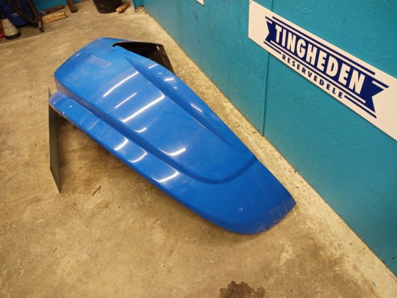 New Holland TG285