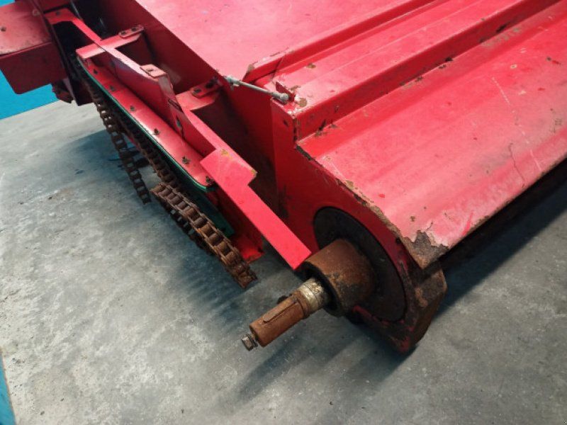 Massey Ferguson 32