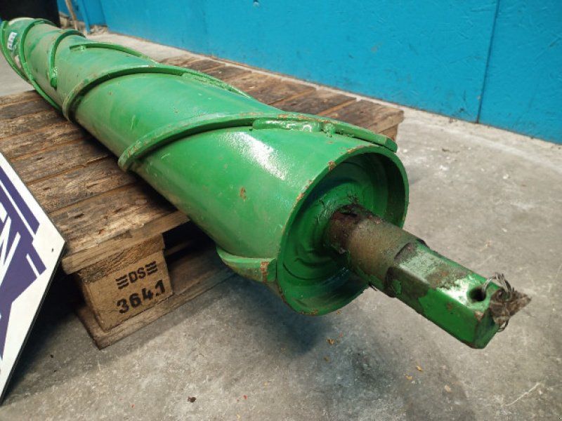 John Deere 550