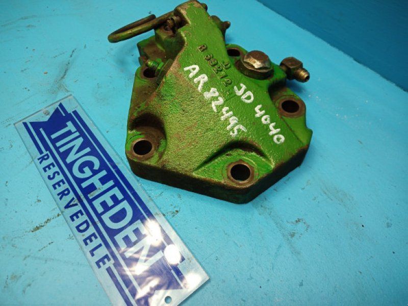 John Deere 4040