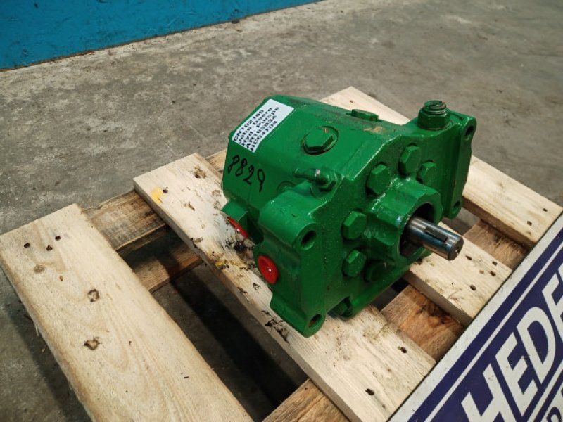 John Deere 1630