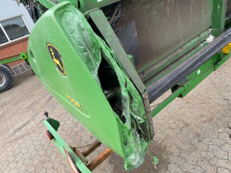 John Deere 25