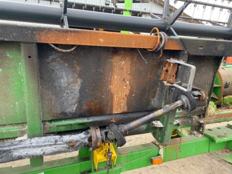 John Deere 25