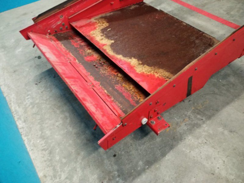 Massey Ferguson 32