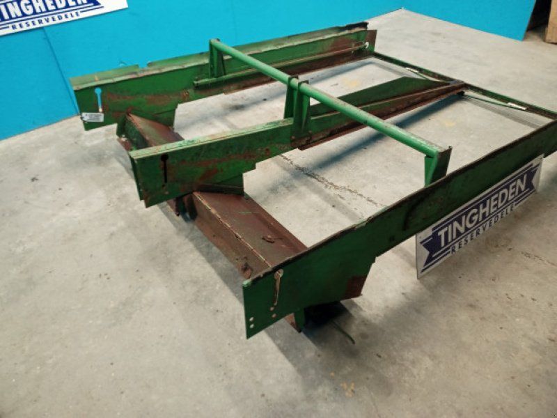 John Deere 1085