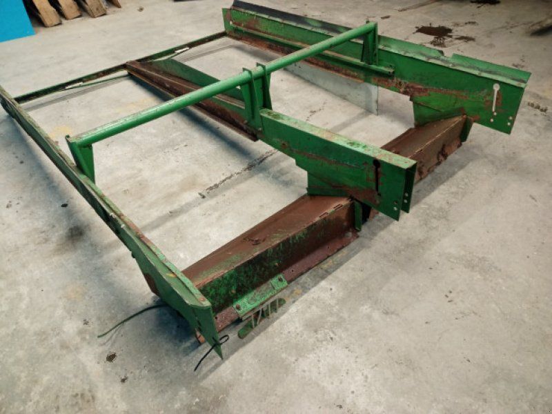 John Deere 1085
