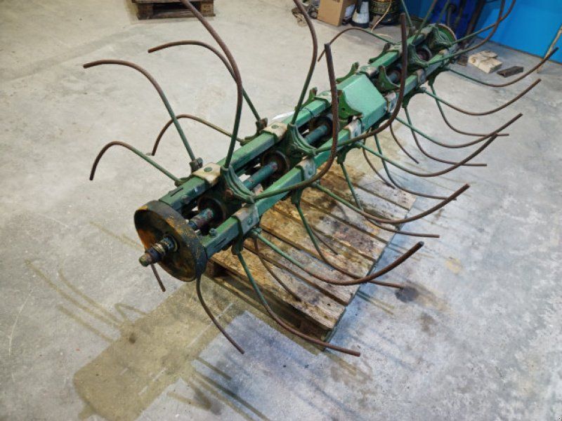 John Deere 1085